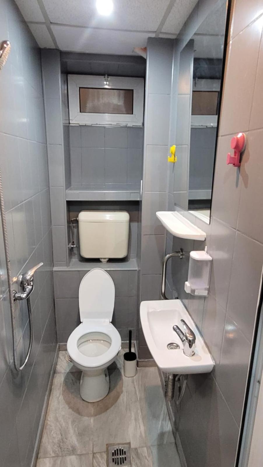 The Cozzy Corner Apartments Bucureşti Ngoại thất bức ảnh